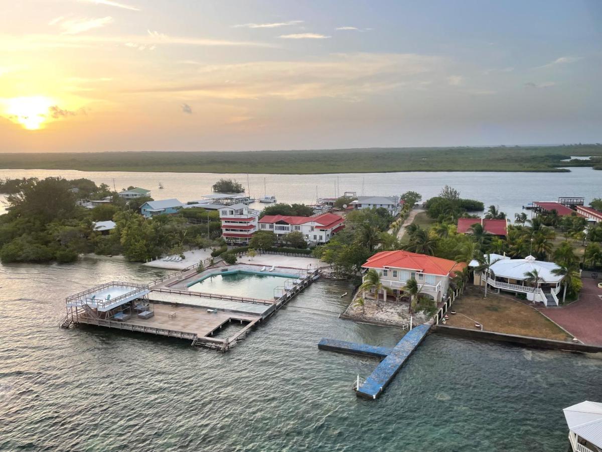 Coral View Beach Resort Utila Eksteriør bilde